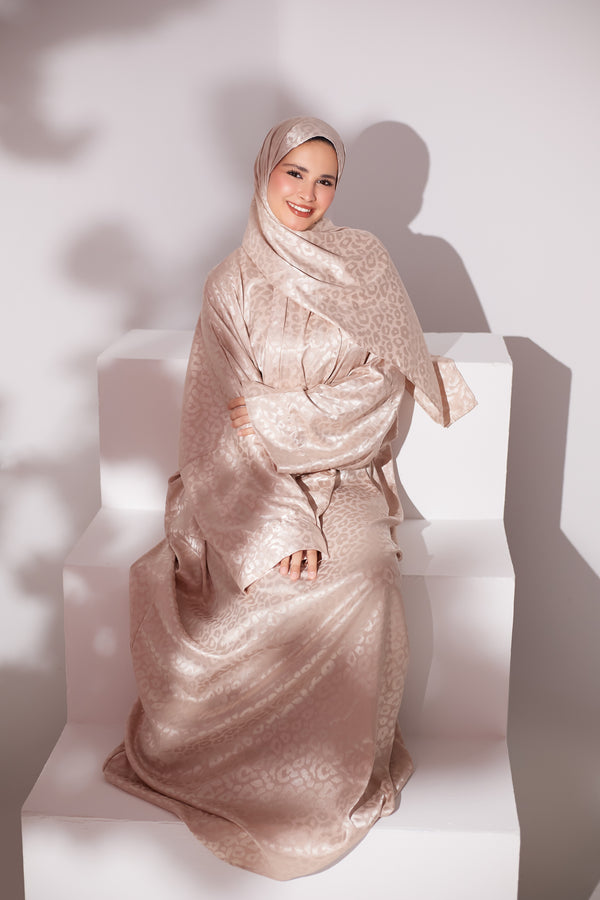 Noreen Beige Isdal