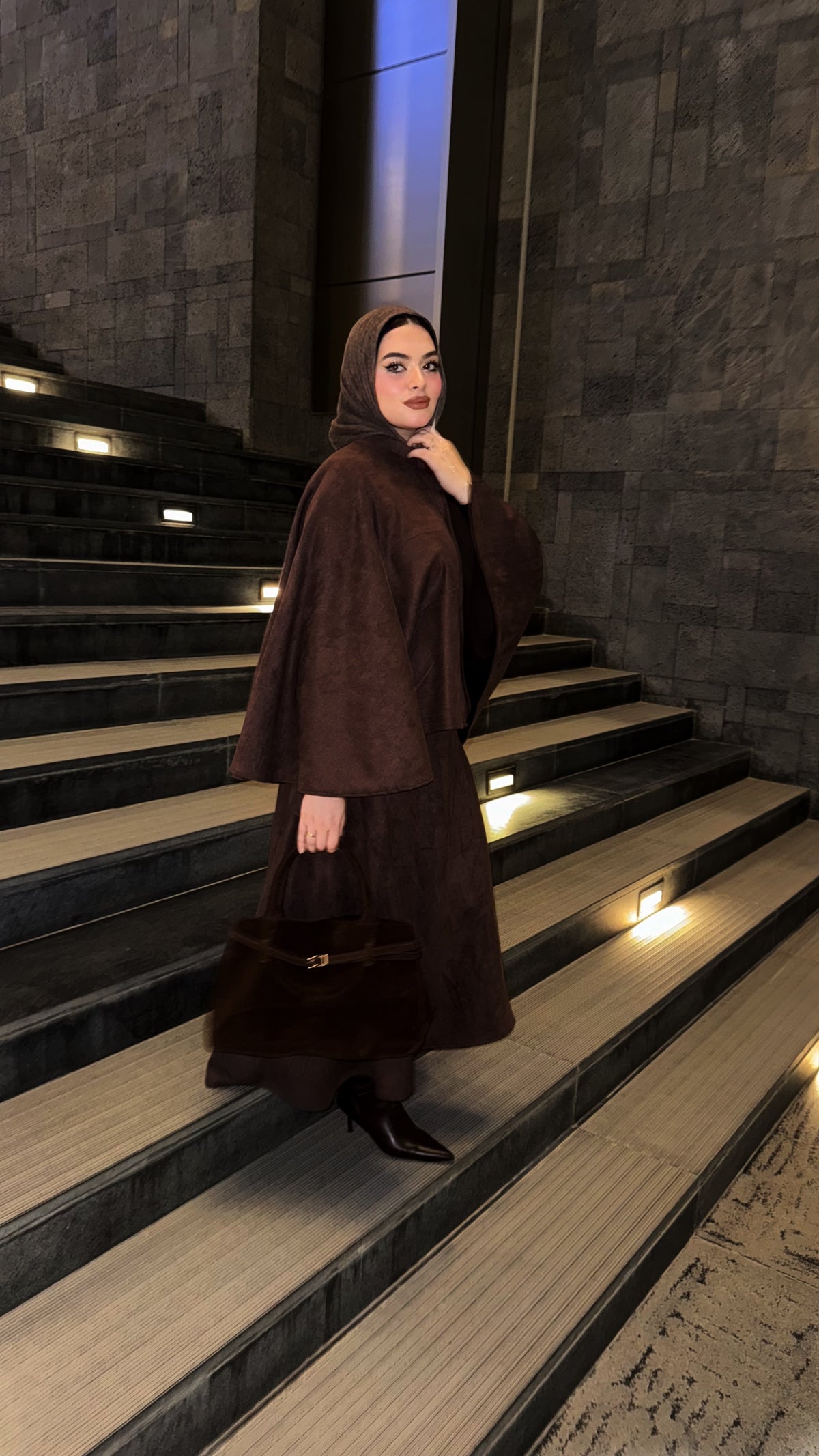 Brown cape set