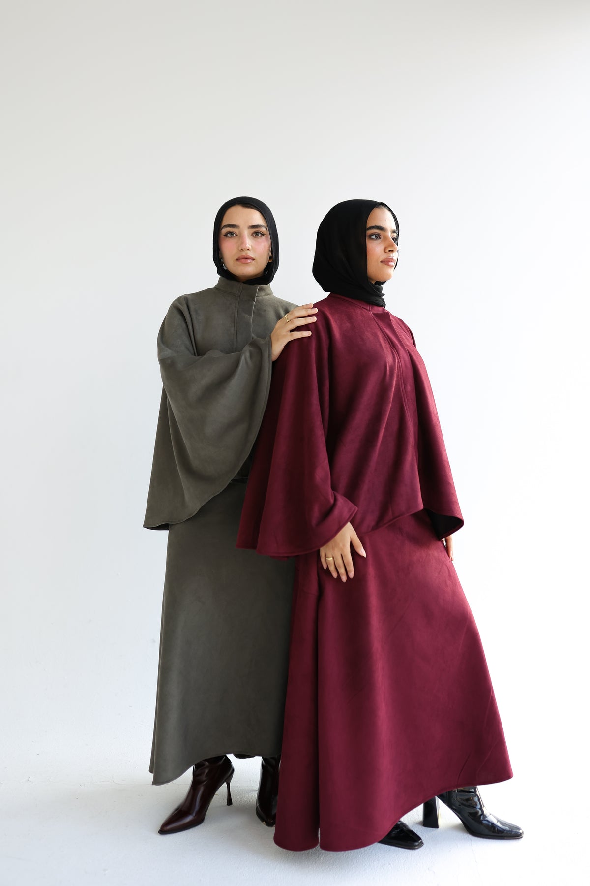Burgundy cape set